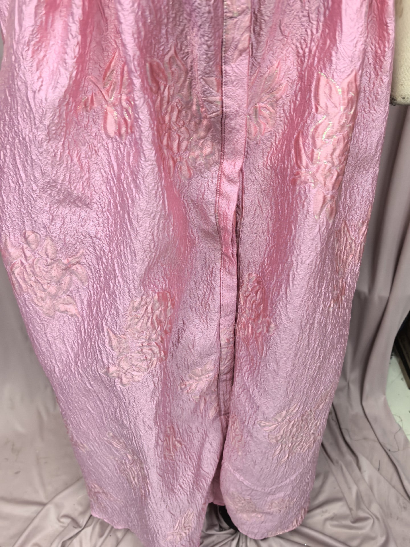 Robe longue femme élégante coupe A pour occasions spéciales – Mode de soirée chic avec ceinture et manches courtes