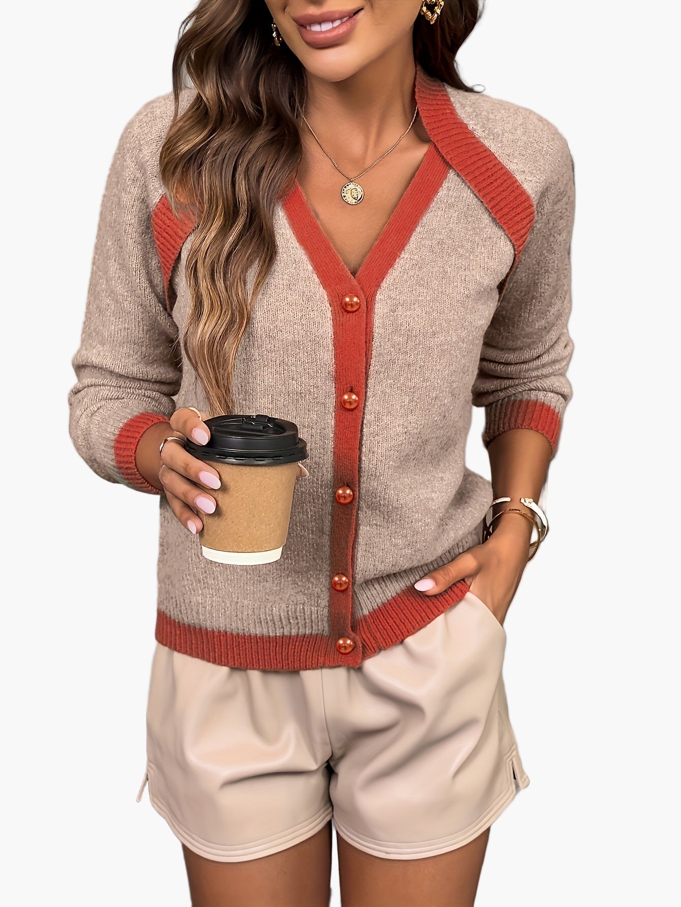 Cardigan pour femmes avec design color block et look décontracté élégant – Idéal pour le bureau et le quotidien