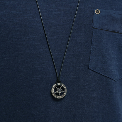 Camiseta casual vintage para hombre con escote en V y bolsillo en el pecho – Estilo urbano moderno para día a día y salidas