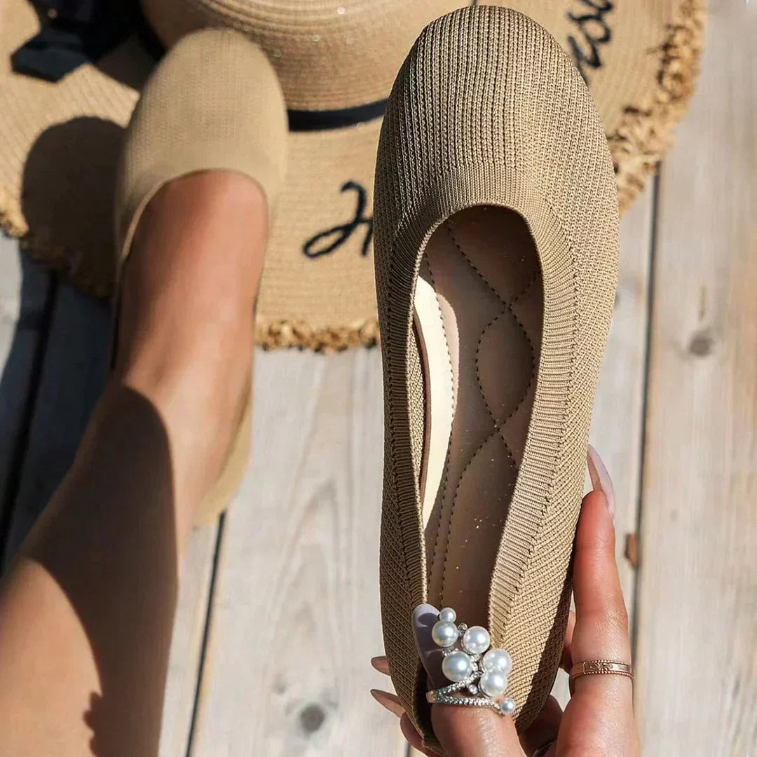 Wygodny, płaski but