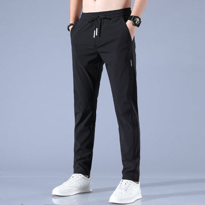 Herren Jogginghose Slim Fit mit Reißverschlusstaschen