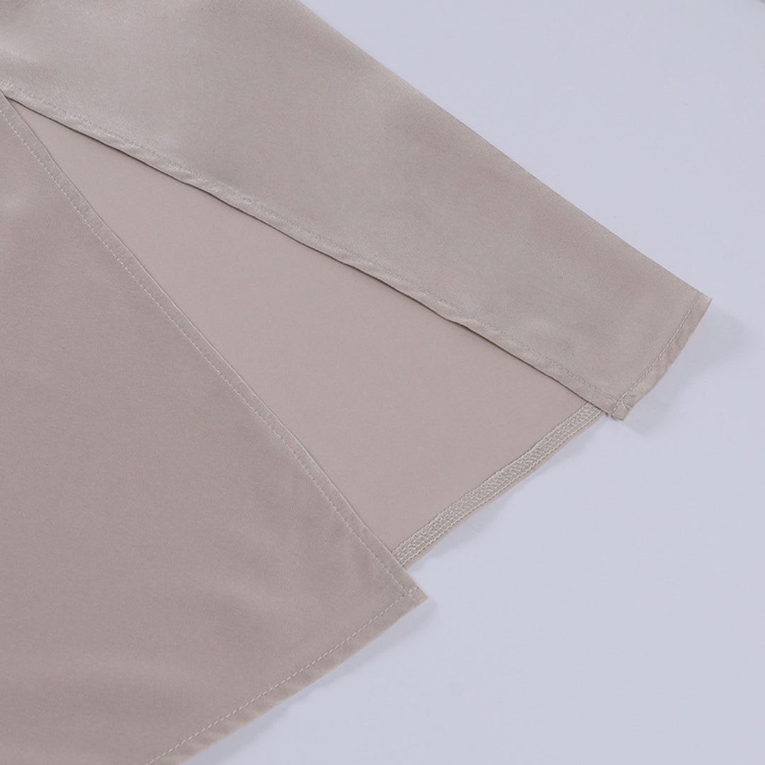 Dam Aftonklänning med omlotturringning och slits – Elegant maxiklänning för festliga tillfällen