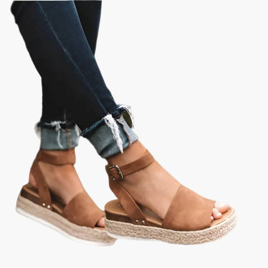 Dames plateau sandalen – Modieuze zomerschoenen met enkelriem en sleehak