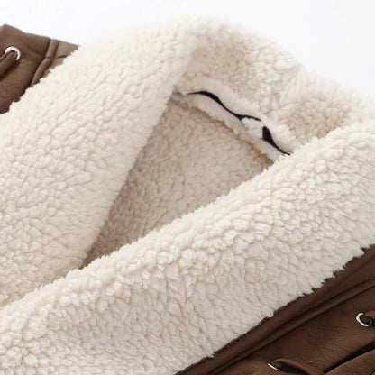 Dam Kort omlottjacka med plyschkrage – Moderiktig outdoorjacka för höst och vinter