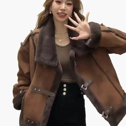 Damernas vinterjacka i trendig loose fit – Moderiktig fritidsjacka för vardag och streetstyle