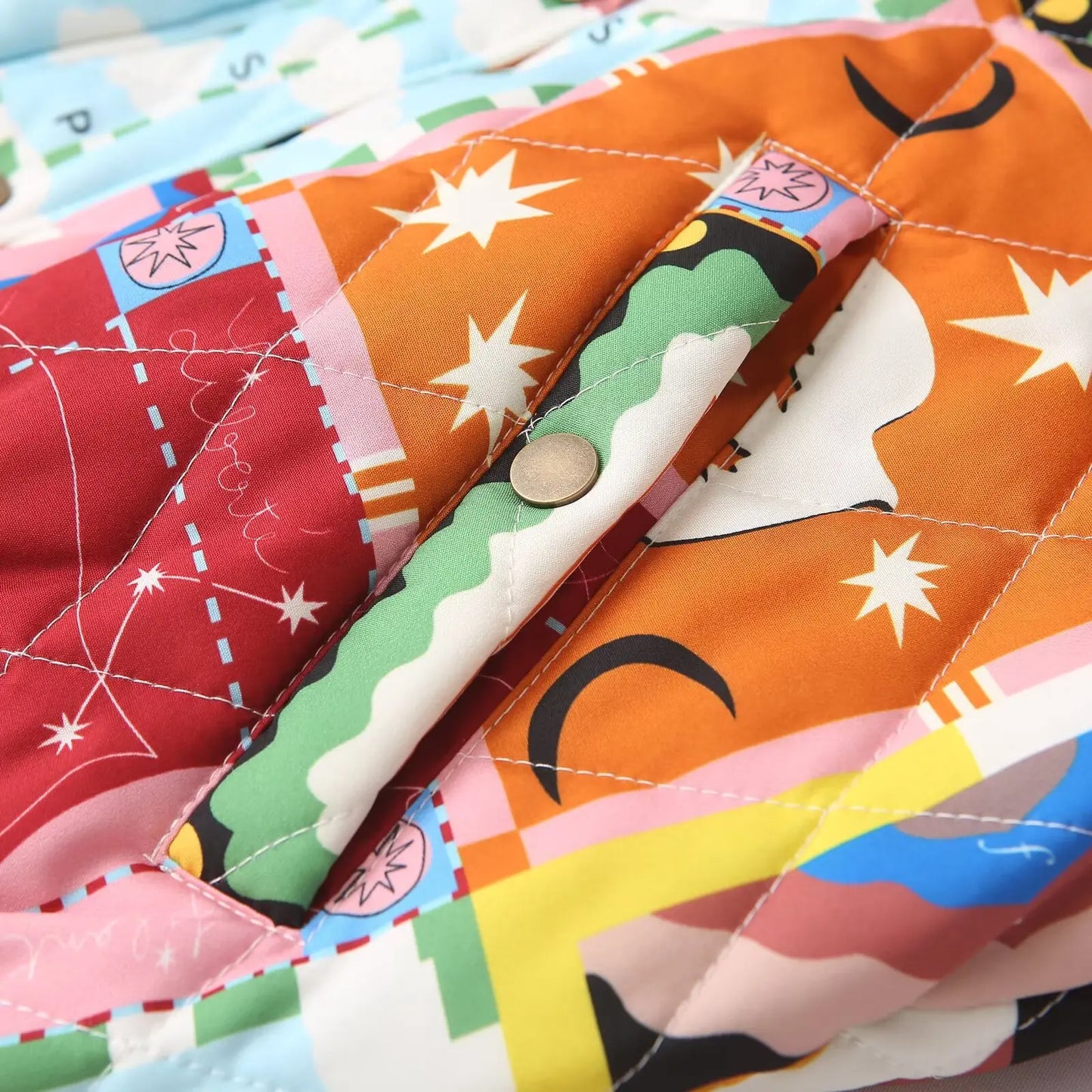 Damernas patchwork bomberjacka i vintage-stil – Moderiktig övergångsjacka med grafiktryck