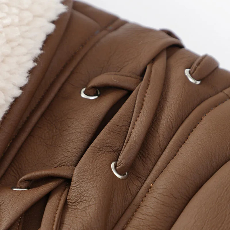 Dam Kort omlottjacka med plyschkrage – Moderiktig outdoorjacka för höst och vinter