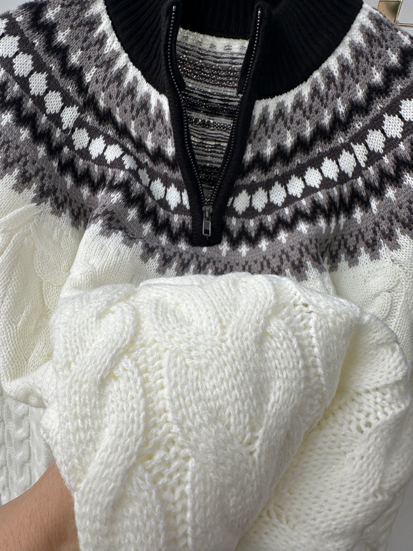 Herren Strickpullover mit Norwegermuster und Stehkragen – Modischer Winterpullover mit Zopfmuster und Reißverschluss