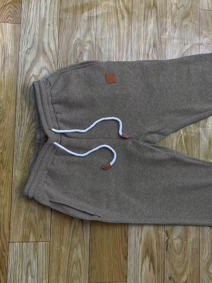 Herren Jogginghose mit Kordelzug – Sportlicher Freizeit-Look für Training und Alltag