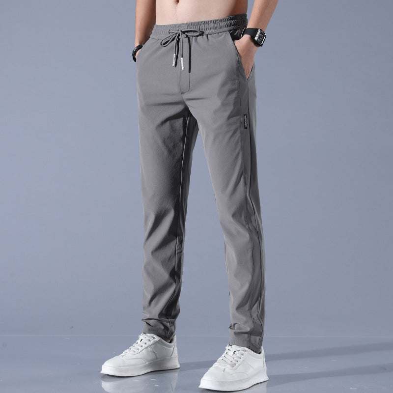 Herren Jogginghose Slim Fit mit Reißverschlusstaschen