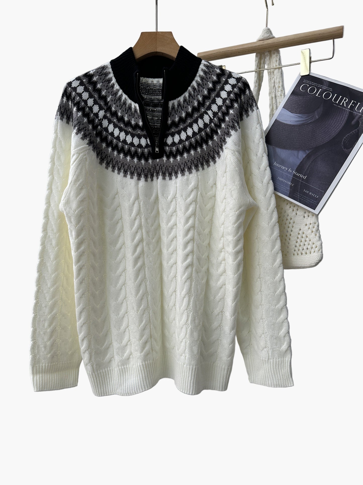 Herren Strickpullover mit Norwegermuster und Stehkragen – Modischer Winterpullover mit Zopfmuster und Reißverschluss