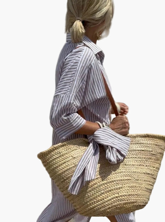 Damska sukienka koszulowa w paski – ponadczasowa sukienka na lato, na czas wolny i wakacje