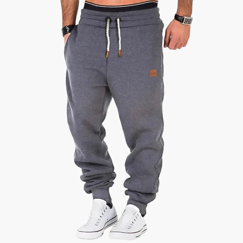 Herren Jogginghose mit Kordelzug – Sportlicher Freizeit-Look für Training und Alltag