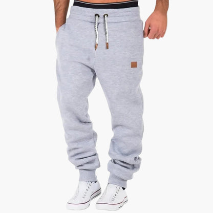 Herren Jogginghose mit Kordelzug – Sportlicher Freizeit-Look für Training und Alltag