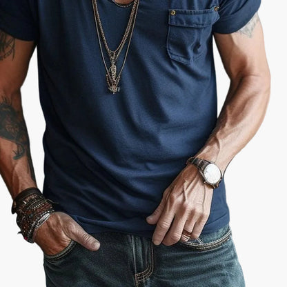 Camiseta casual vintage para hombre con escote en V y bolsillo en el pecho – Estilo urbano moderno para día a día y salidas